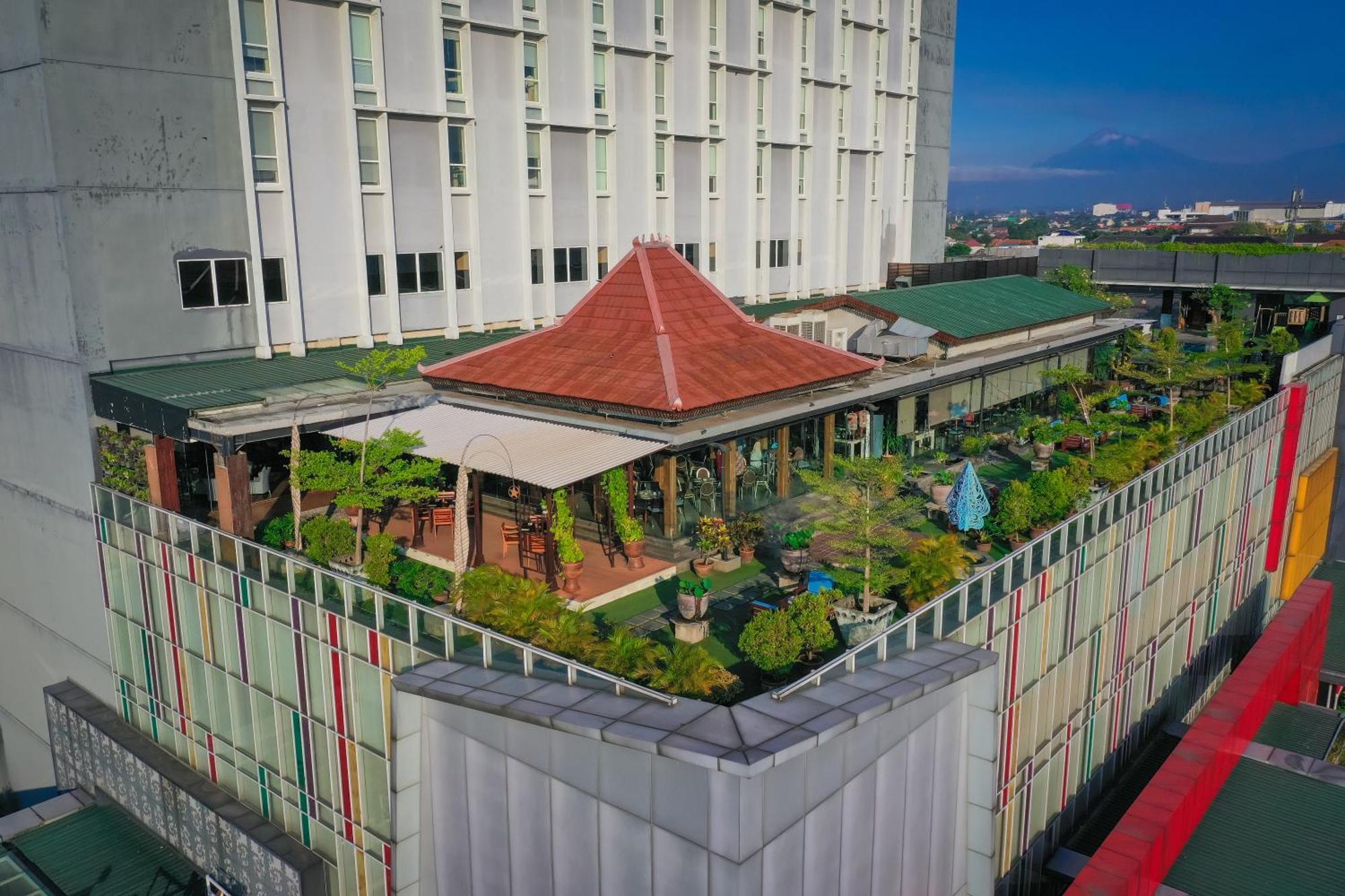 Swiss-Belinn Saripetojo Solo Luaran gambar
