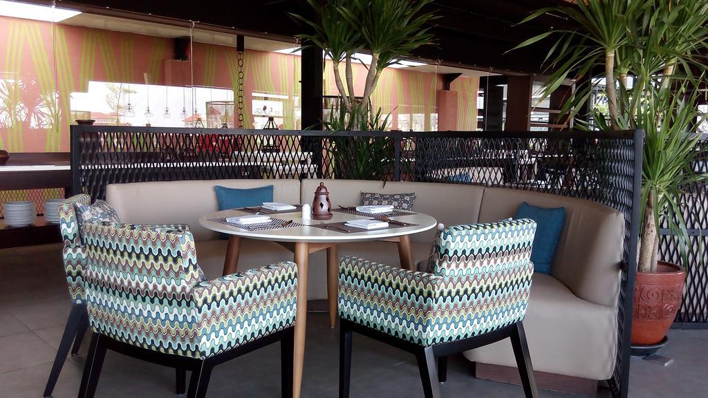 Swiss-Belinn Saripetojo Solo Luaran gambar